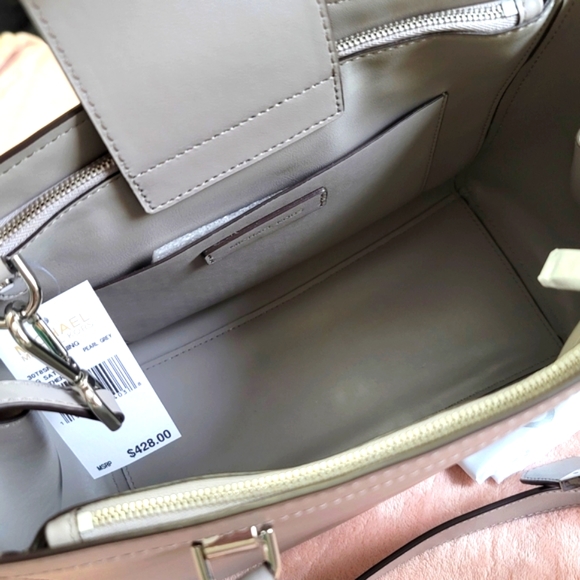 New Michael Kors Large Benning Satchel - Picture 6 of 13